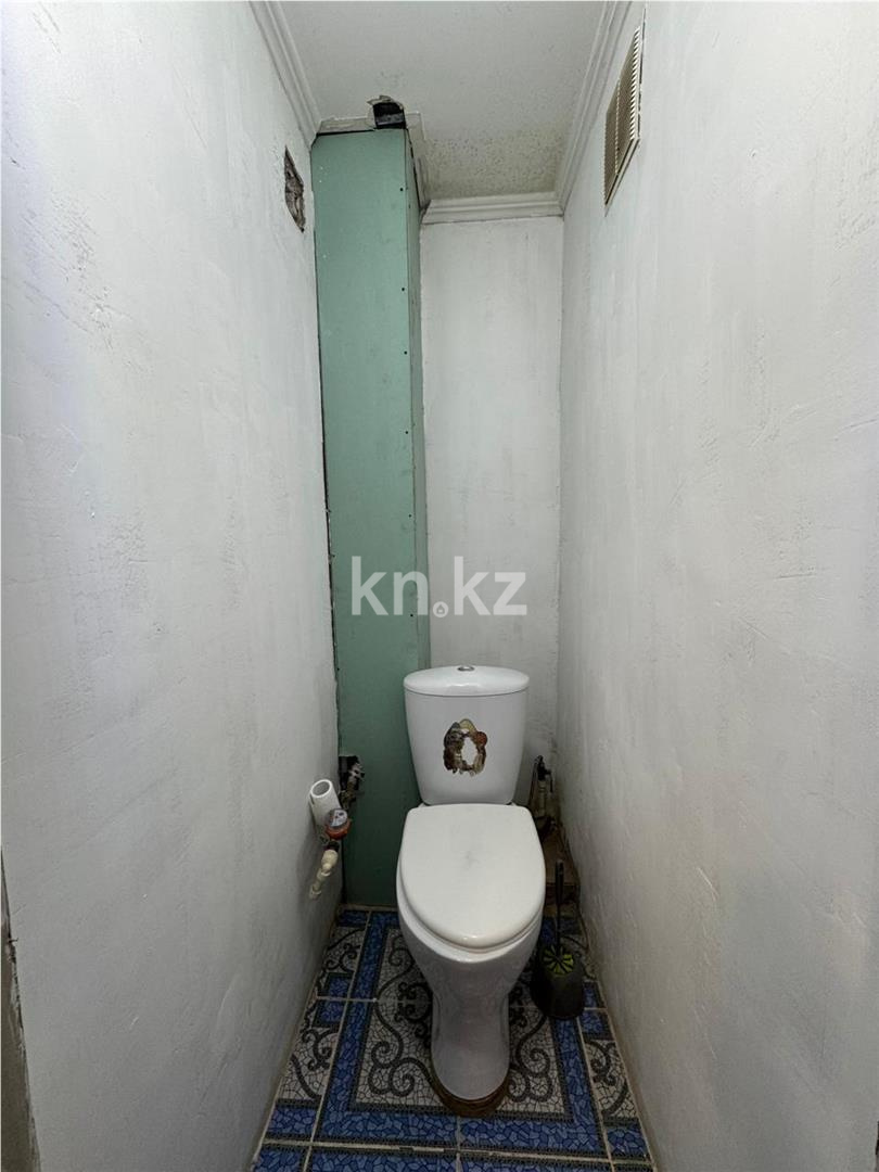 Продажа 3-комнатной квартиры, 69 м², ул. Алиханова - Продажа квартир в Караганде фото 8 из 15