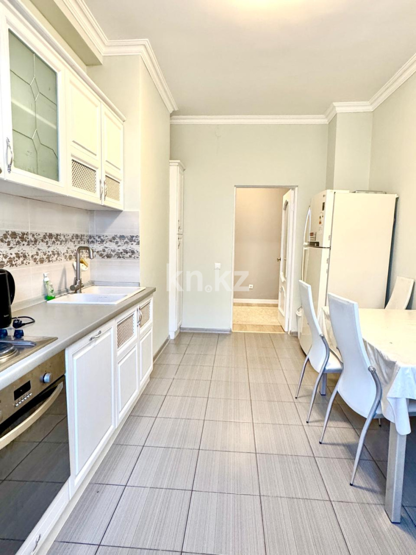 Продажа 3-комнатной квартиры, 130 м², ул. Достык, дом  13 в Астане - фото 10