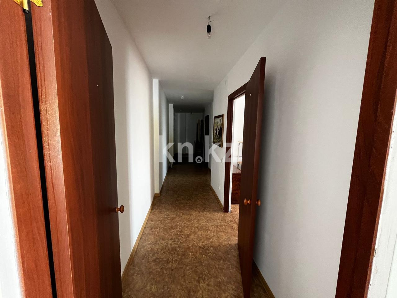 Продажа 2-комнатной квартиры, 66 м² - Продажа двухкомнатных квартир в Караганде - страница 2 фото 5 из 8