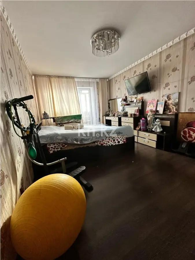 Продажа 4-комнатной квартиры, 98 м², пр. Н. Абдирова, дом  20 в Караганде - фото 4