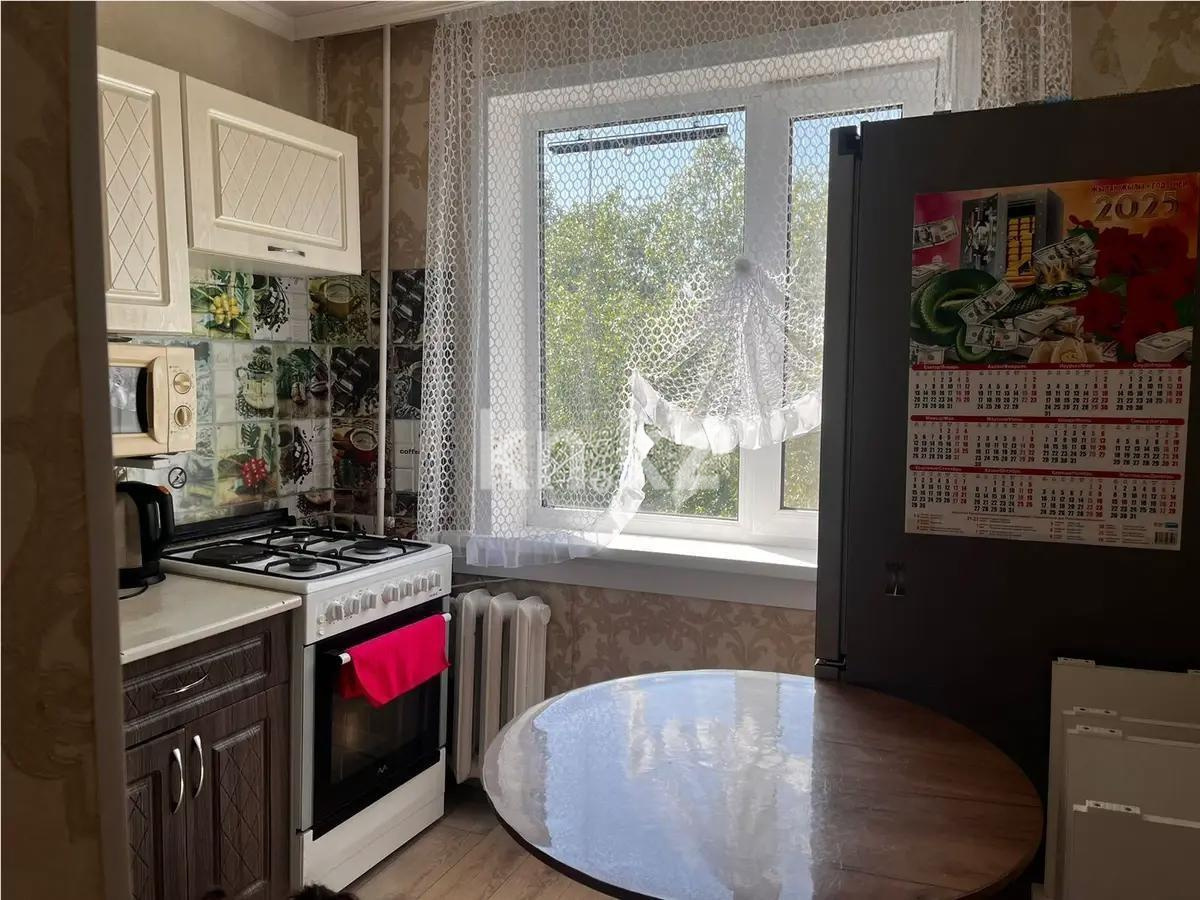 Продажа 2-комнатной квартиры, 44 м², мкр-н 12, дом  24 в Караганде - фото 2