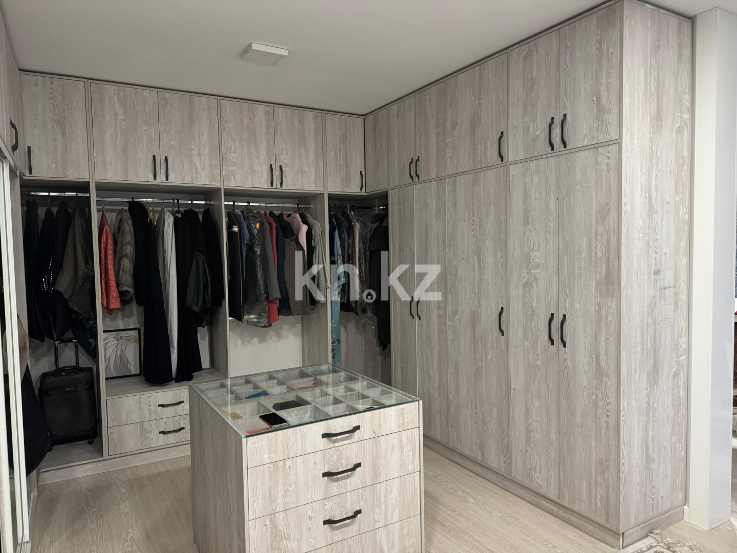 Продажа 4-комнатной квартиры, 160 м² - Продажа квартир в Казахстане - страница 50 фото 13 из 24