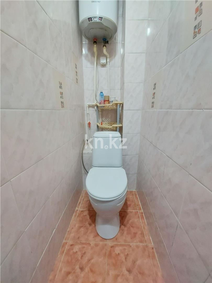 Продажа 2-комнатной квартиры, 44 м², мкр-н 16, дом  20 - Продажа квартир в Караганде фото 7 из 9