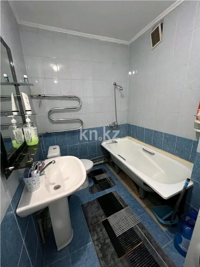 Продажа 2-комнатной квартиры, 46 м², ул. Жарокова, дом  37 в Алматы - фото 4