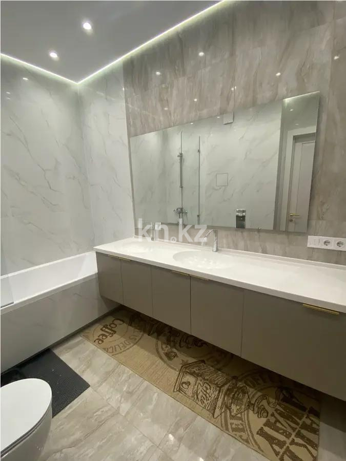 Продажа 4-комнатной квартиры, 170 м², ул. Кунаева, дом  5 - Продажа  четырехкомнатных квартир в Астане фото 1 из 2