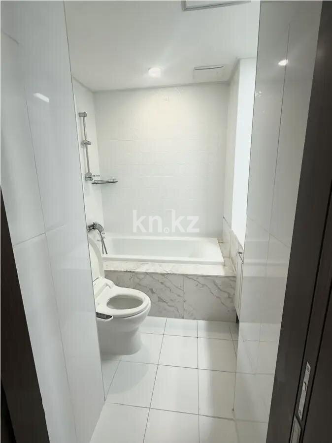 Продажа 4-комнатной квартиры, 104.5 м² в Астане - фото 7