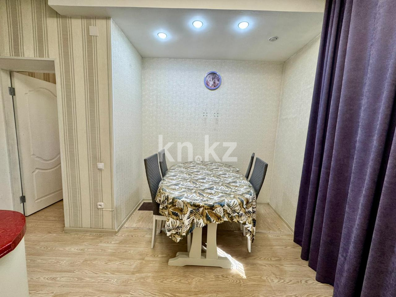 Продажа 3-комнатной квартиры, 71 м², ул. Жамбыла, дом  101 - Продажа квартир в Караганде фото 8 из 19