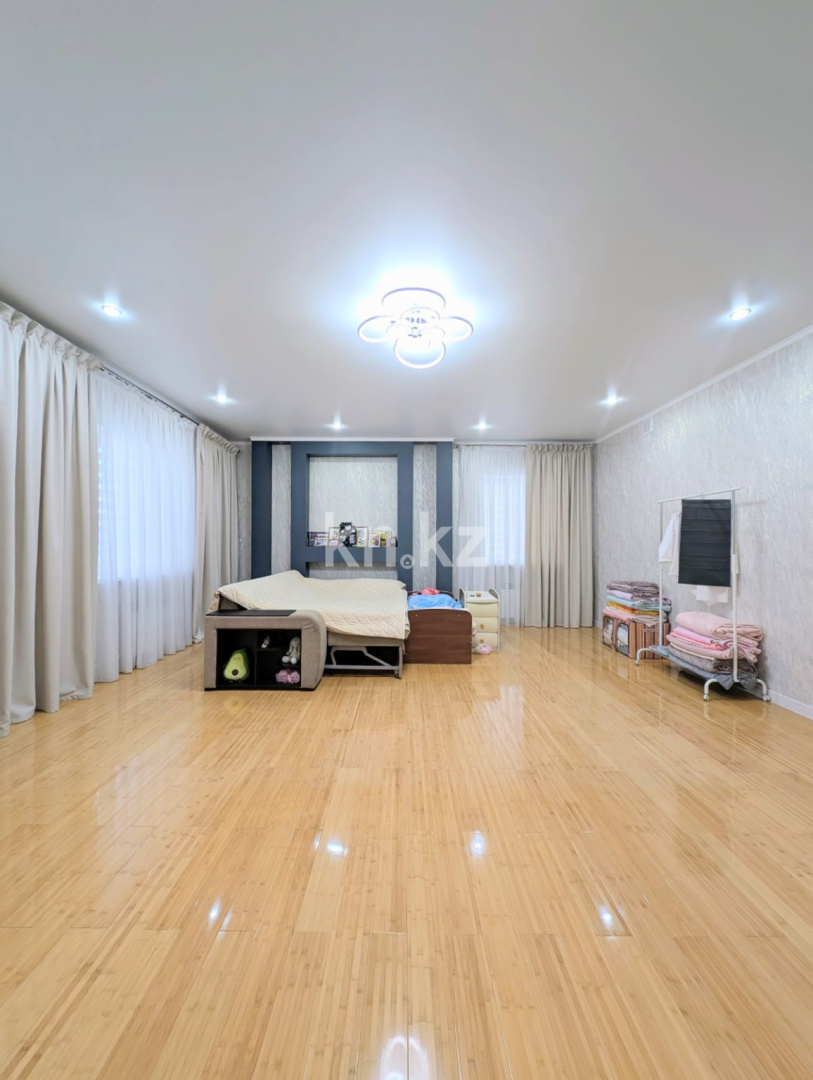 Продажа 6-комнатного дома, 525.2 м², ул. Береке, дом  18 - Продажа домов, коттеджей в Уральске фото 20 из 40