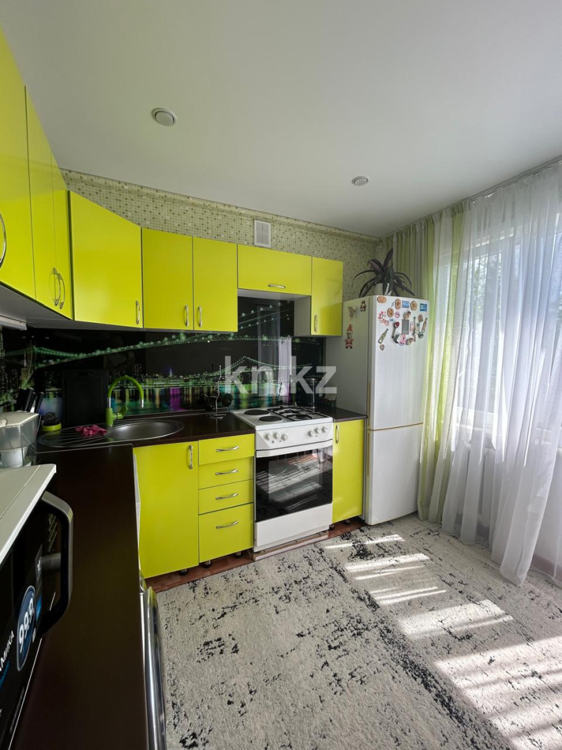 Продажа 2-комнатной квартиры, 52.5 м² - Продажа квартир в Усть-Каменогорске фото 1 из 14