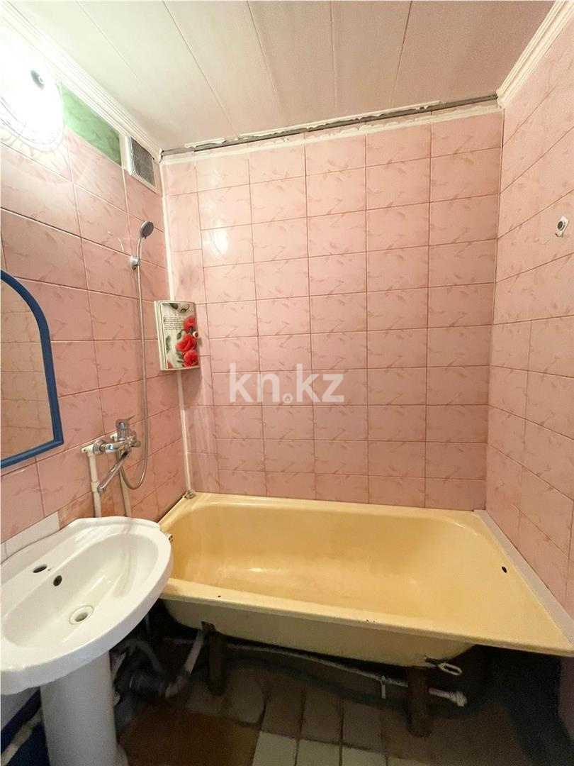 Продажа 2-комнатной квартиры, 52 м² - Продажа  двухкомнатных квартир в Караганде на Юго-Востоке фото 8 из 9