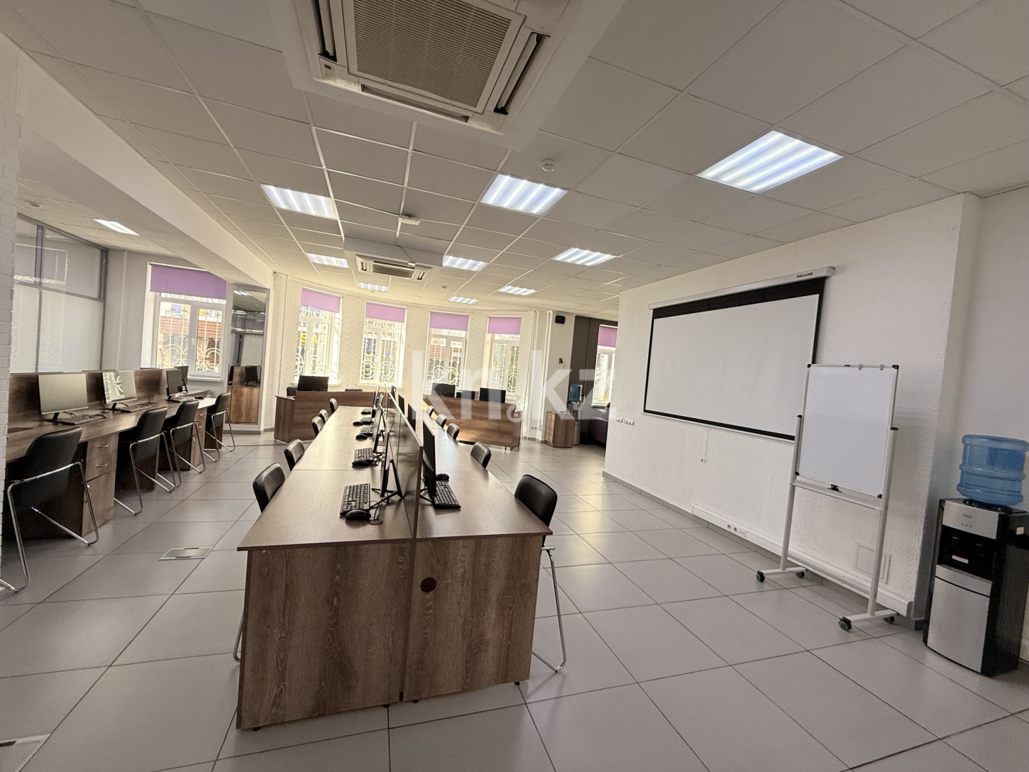 Продажа , 168.6 м², ул. Иманбаевой, дом  8 - пер. Иманова - Продажа офисных и торговых помещений в Астане фото 3 из 12