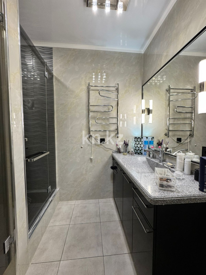 Продажа 2-комнатной квартиры, 54 м², пр. Назарбаева, дом  3 в Караганде - фото 10