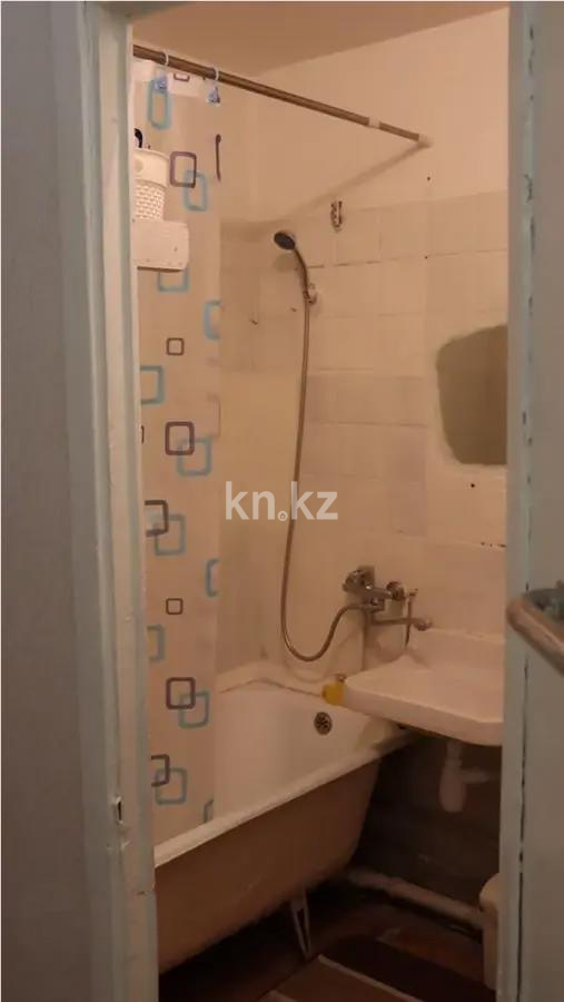 Продажа 1-комнатной квартиры, 32 м², мкр-н Коктем-3, дом  12 в Алматы - фото 5