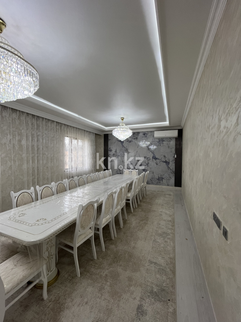 Продажа 8-комнатного дома, 300 м² - Продажа домов, коттеджей в Енбекшинском р-не Шымкента фото 11 из 27