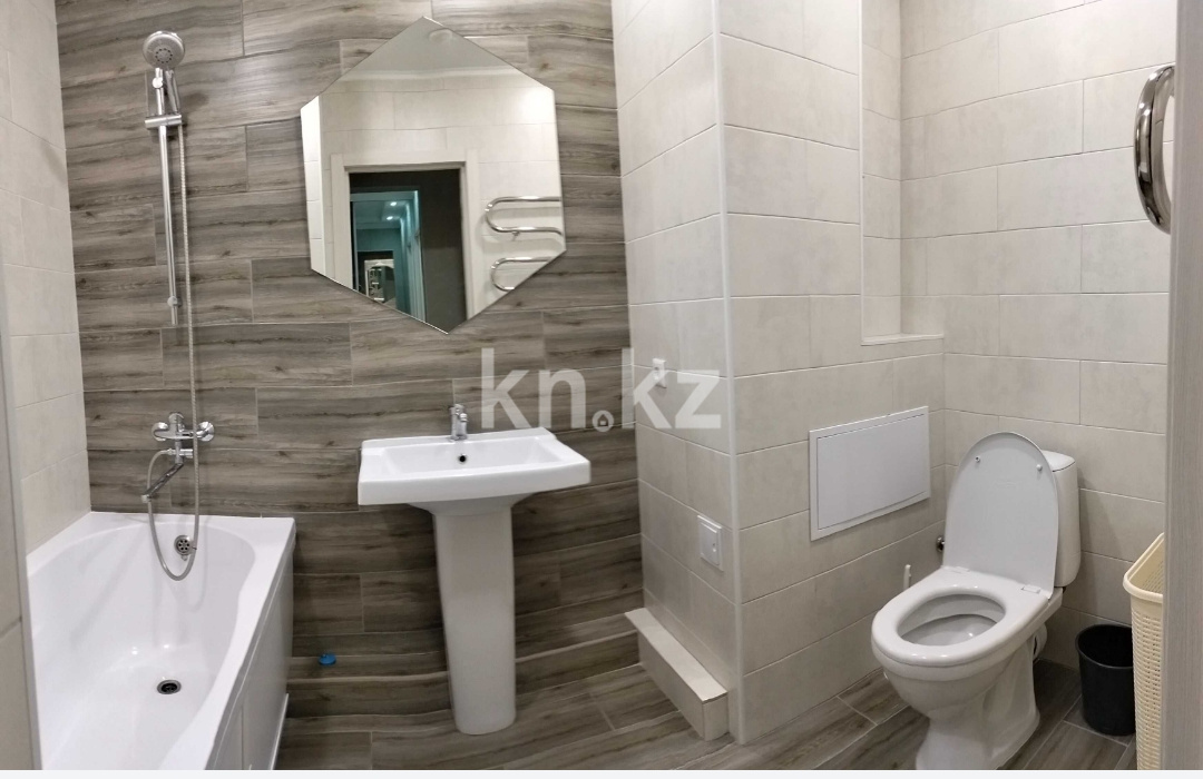 Аренда 1-комнатной квартиры посуточно, 40 м², ул. Сатпаева, дом  90 - В самом центре города - Аренда жилой и коммерческой недвижимости в Алматы фото 3 из 3