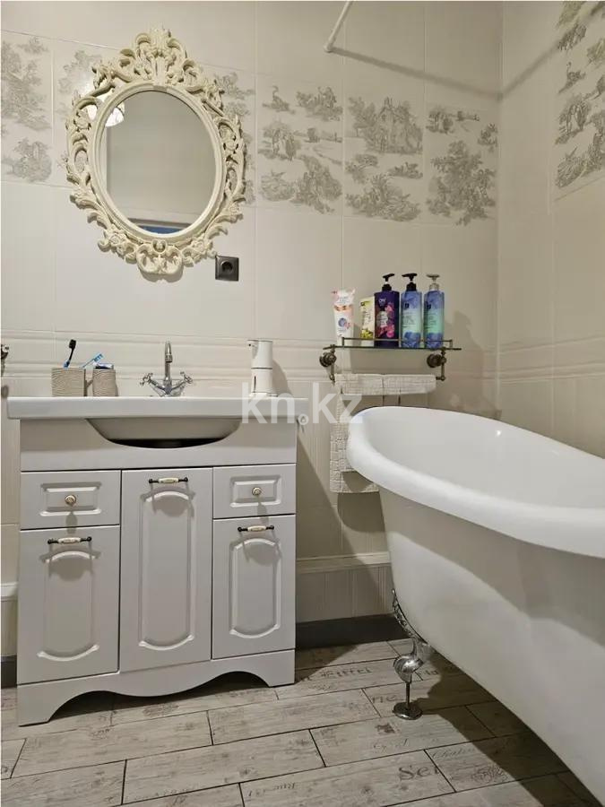 Продажа 2-комнатной квартиры, 60 м², ул. Навои, дом  60 в Алматы - фото 4