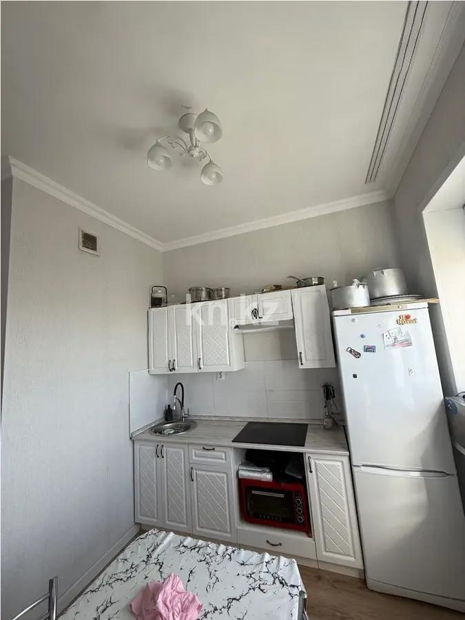 Продажа 3-комнатной квартиры, 75 м², ул. Дюсембекова, дом  44/2 в Караганде - фото 4