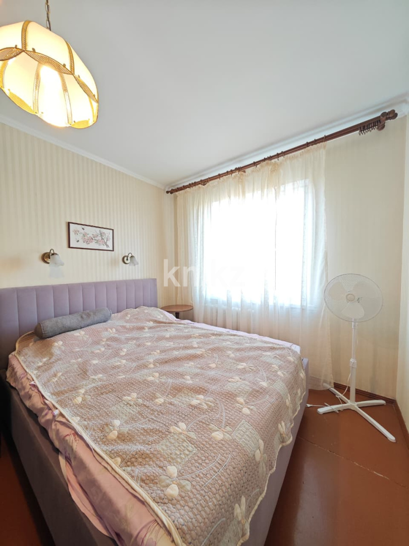 Продажа 4-комнатной квартиры, 75 м², пр. Шахтеров, дом  7 - Продажа квартир в Караганде с фото фото 3 из 20