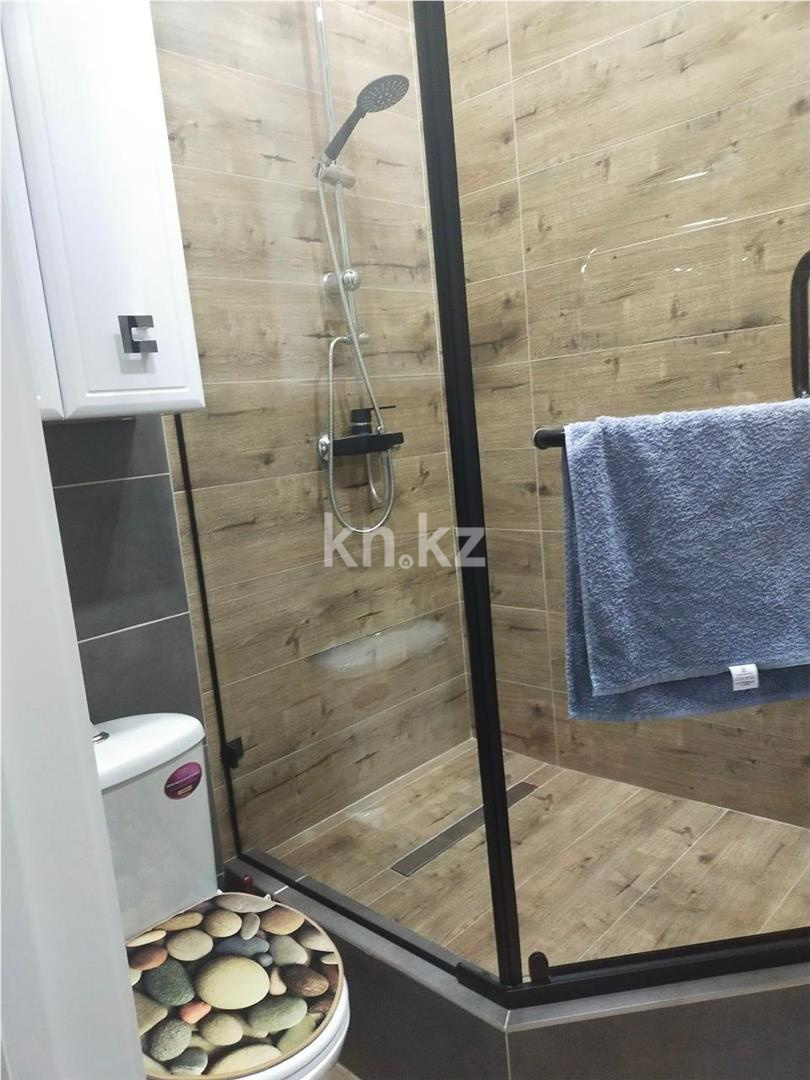 Продажа 4-комнатной квартиры, 106 м², пр. Шахтеров - Продажа  четырехкомнатных квартир в Караганде фото 15 из 22