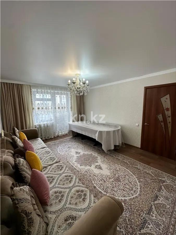 Продажа 3-комнатной квартиры, 65 м², мкр-н Мамраева (Восток-5), дом  5 - Продажа  трехкомнатных квартир в Караганде фото 1 из 7