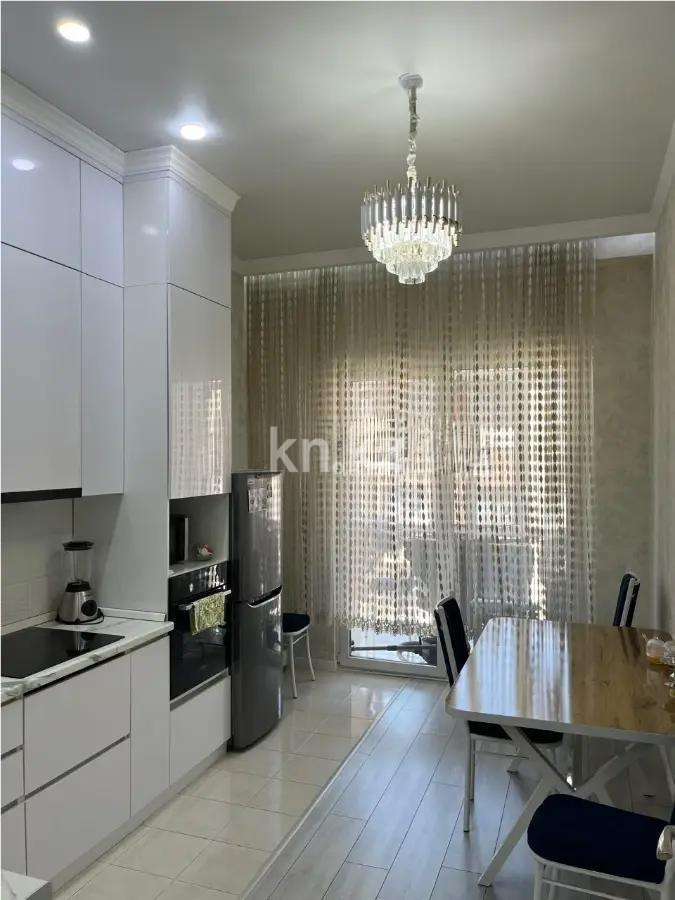 Продажа 2-комнатной квартиры, 82.3 м² в Алматы - фото 2