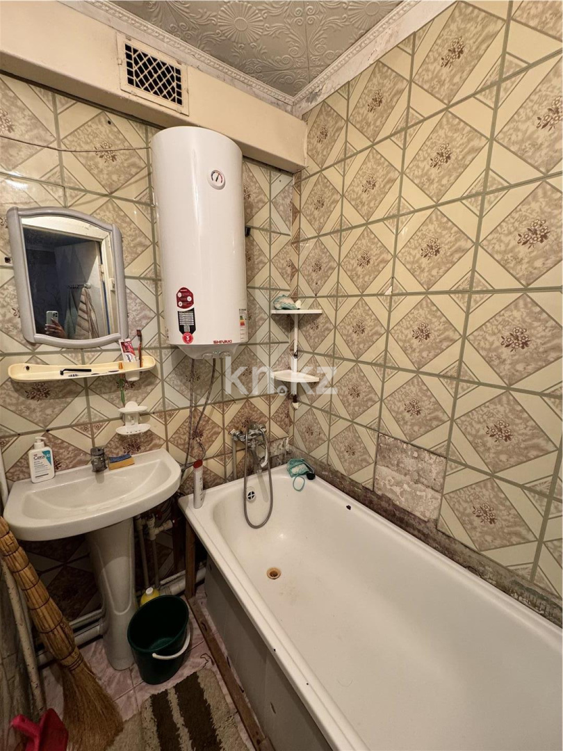 Продажа 2-комнатной квартиры, 46 м², ул. Рыскулова - Продажа  двухкомнатных квартир в Караганде фото 8 из 11