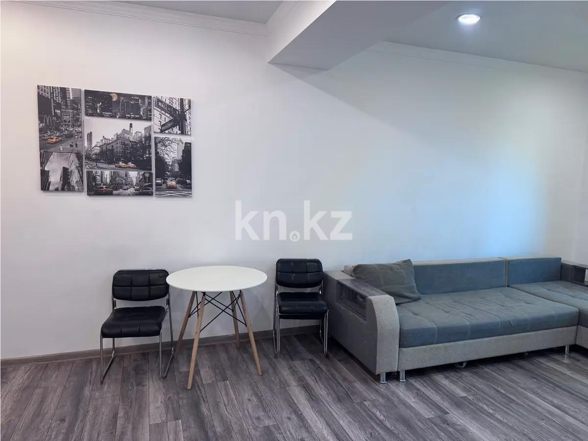Продажа 4-комнатной квартиры, 184 м², ул. Муканова, дом  241 - Продажа  четырехкомнатных квартир в Алматы с фото фото 1 из 6