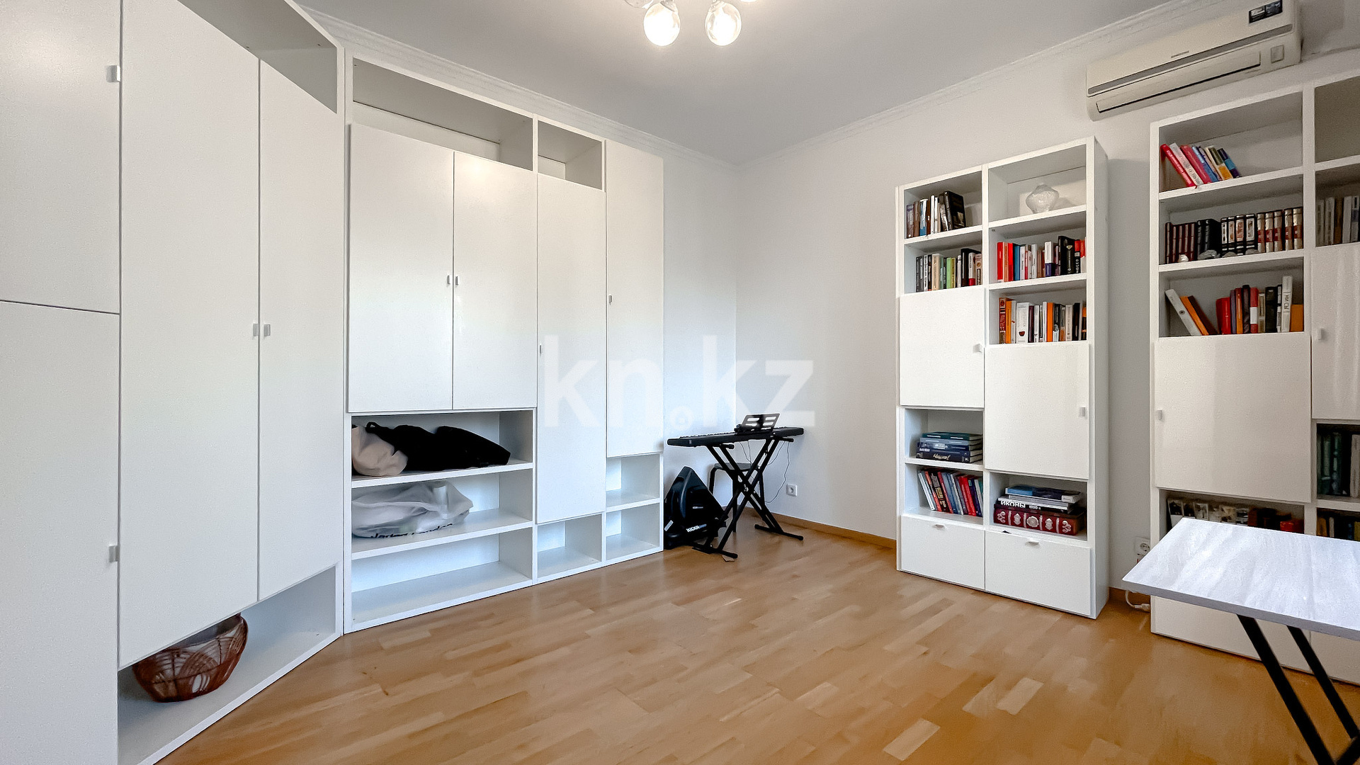 Продажа 5-комнатной квартиры, 195 м² в Алматы - фото 29