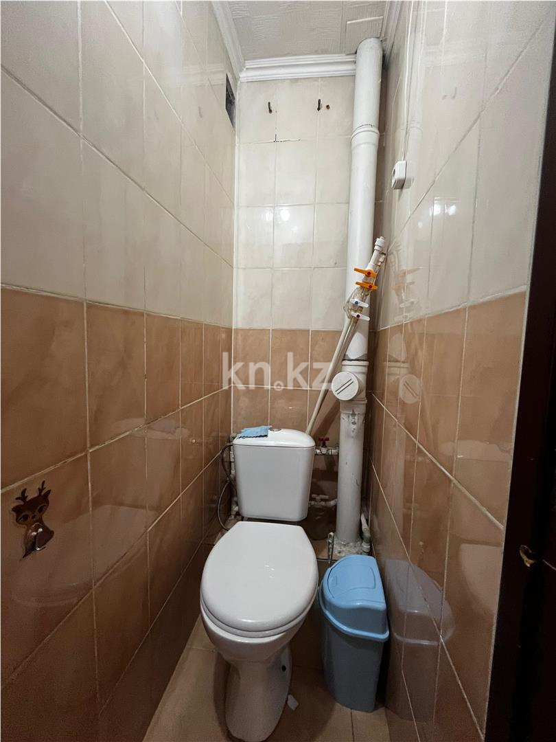 Продажа 2-комнатной квартиры, 45 м², мкр-н Восток-1 - Продажа  двухкомнатных квартир в Караганде фото 9 из 12