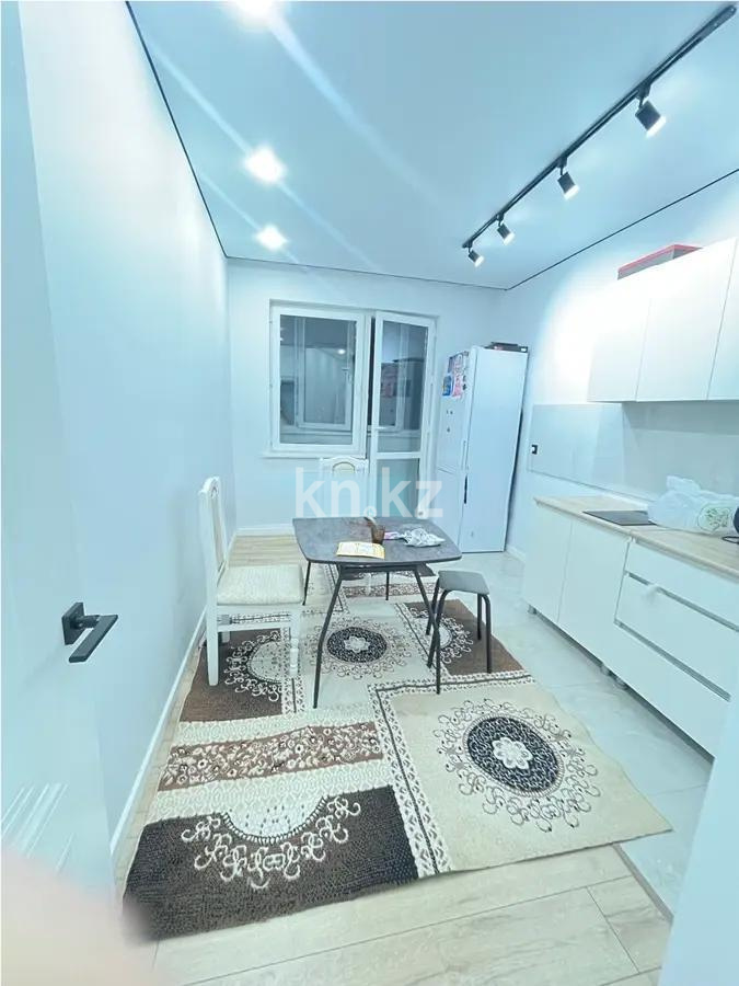 Продажа 2-комнатной квартиры, 60 м², ул. Омарова, дом  1 в Алматы - фото 3