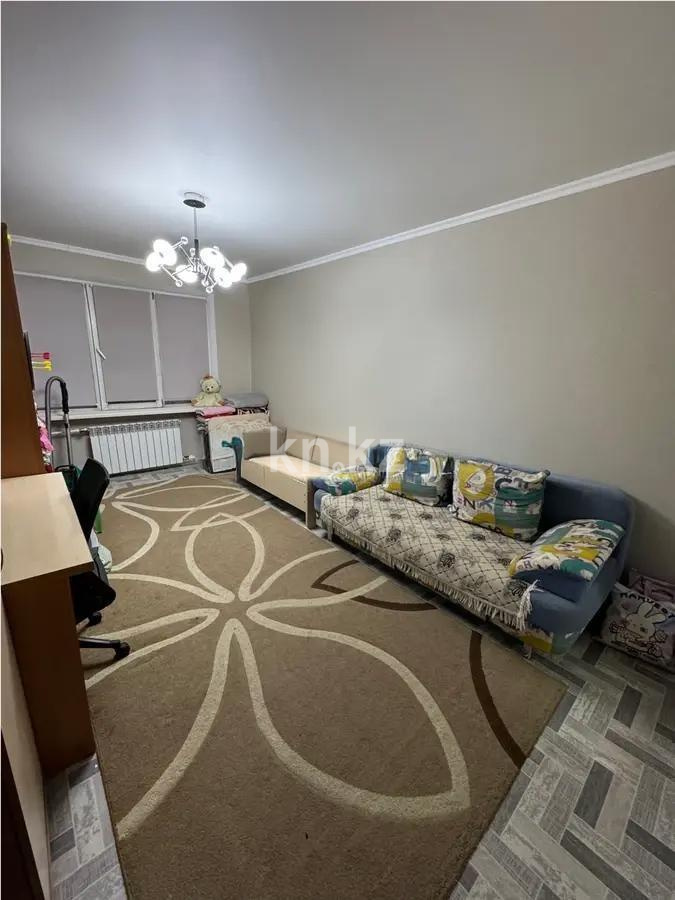 Продажа 3-комнатной квартиры, 62 м², мкр-н 12, дом  10 в Алматы - фото 2