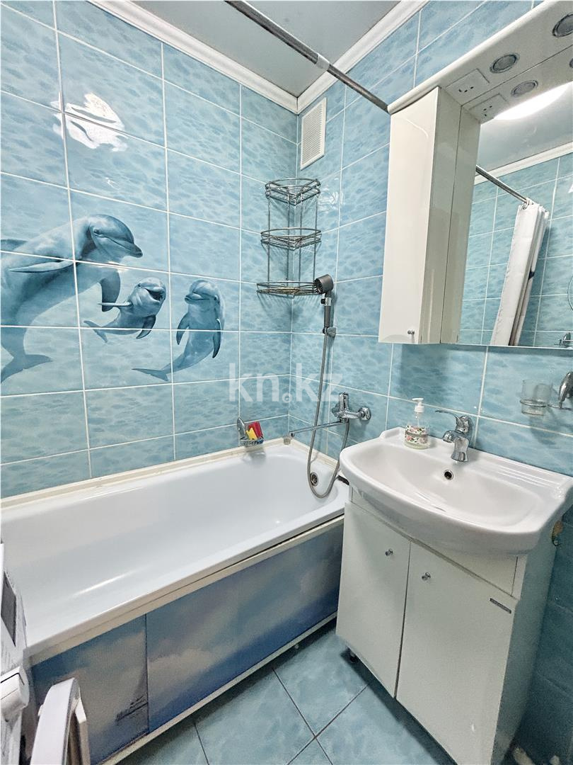Продажа 3-комнатной квартиры, 63 м² - Продажа квартир в Караганде - страница 3 фото 14 из 17