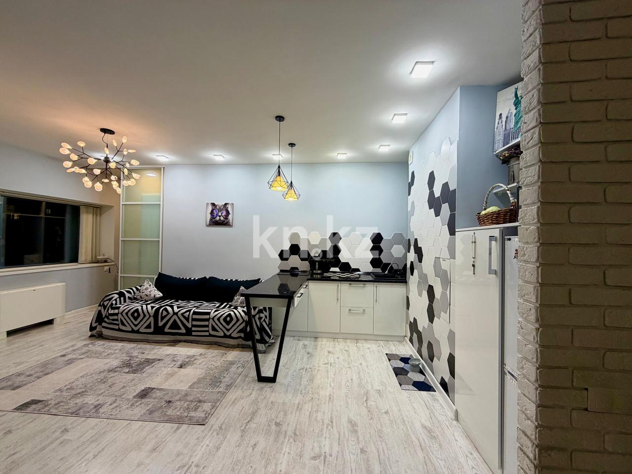 Продажа 2-комнатной квартиры, 56 м² в Астане