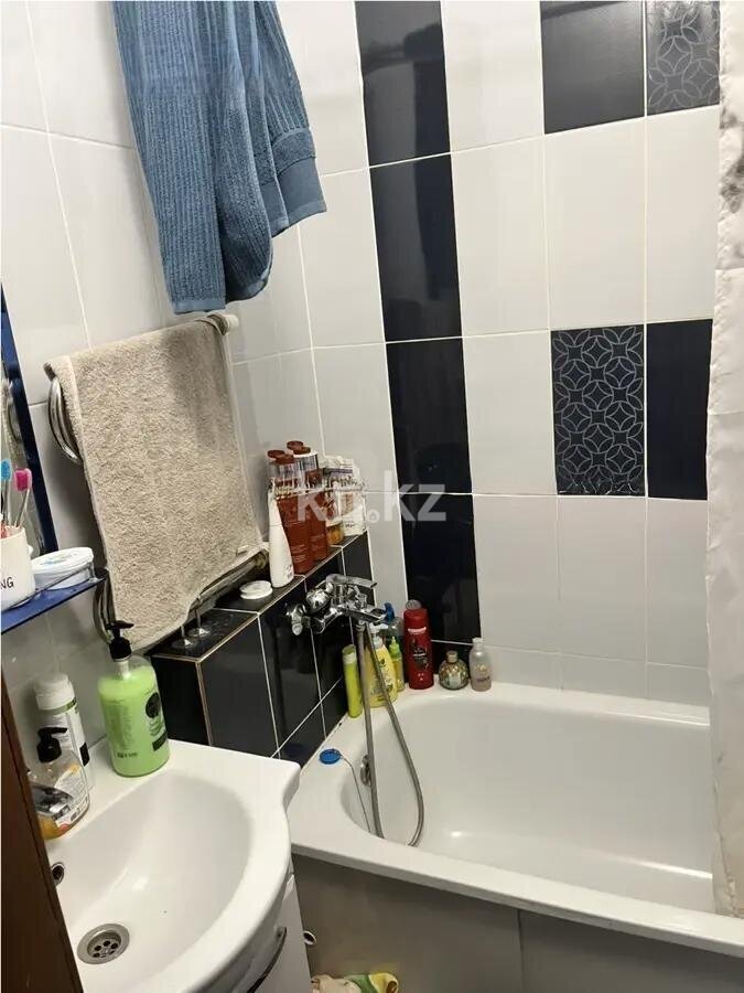 Продажа 2-комнатной квартиры, 65 м² в Караганде - фото 4