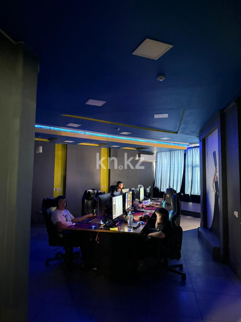 Продажа помещения, 390 м² - Продажа офисных и торговых помещений в Астане с фото фото 4 из 16