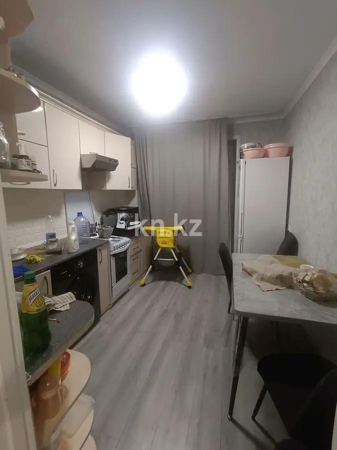 Продажа 2-комнатной квартиры, 52 м², пр. Республики, дом  18/2 - Продажа  двухкомнатных квартир в Караганде фото 3 из 5