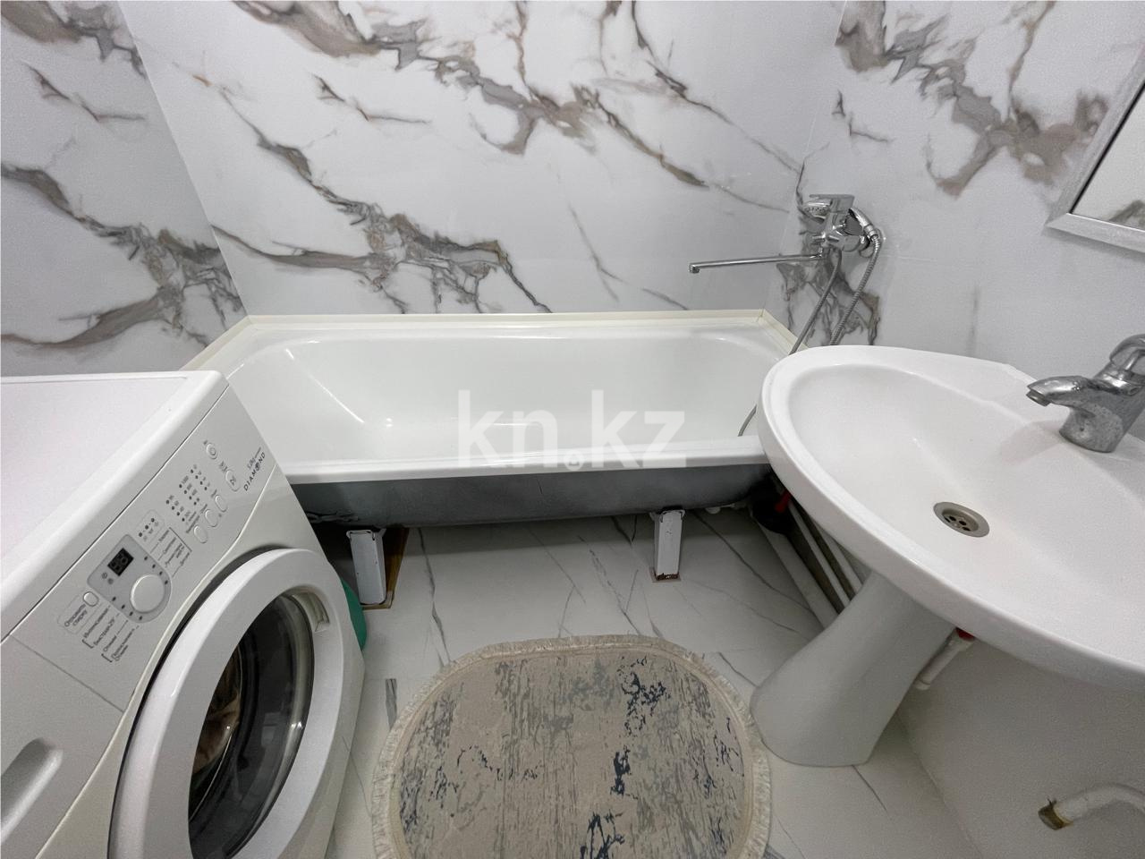 Продажа 3-комнатной квартиры, 66 м², мкр-н Степной-4 - Продажа  трехкомнатных квартир в Караганде фото 12 из 19