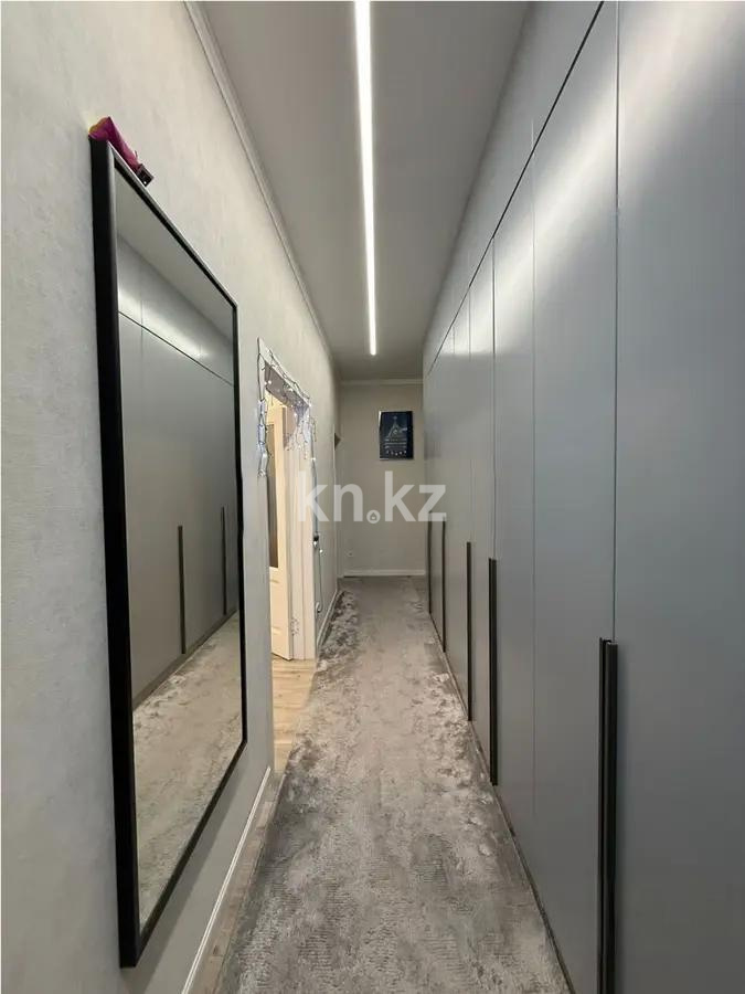 Продажа 4-комнатной квартиры, 104 м², ул. Кулкыбаева, дом  13 - Продажа  четырехкомнатных квартир в Караганде фото 8 из 8