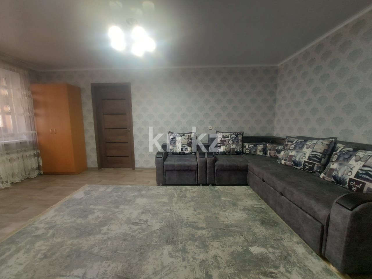 Продажа 2-комнатной квартиры, 45 м², мкр-н 12, дом  39 в Караганде - фото 2
