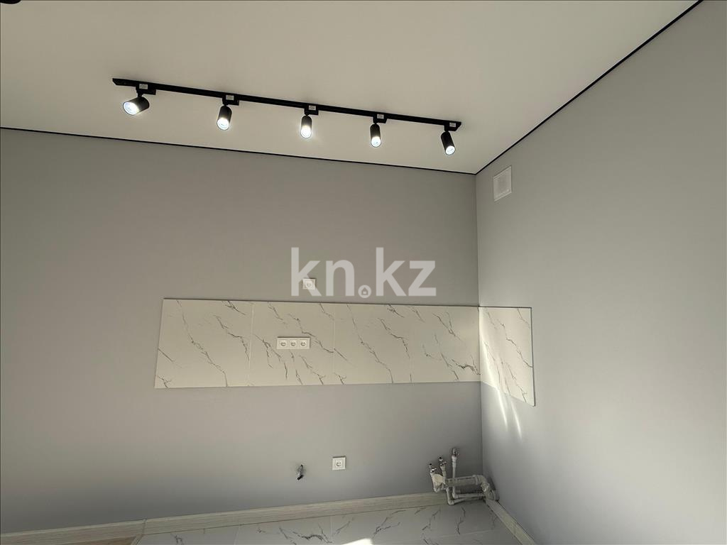 Продажа 2-комнатной квартиры, 61 м², ул. Толе би, дом  285/8 к20 - ул. Утеген батыра - Продажа квартир в Алматы фото 3 из 18