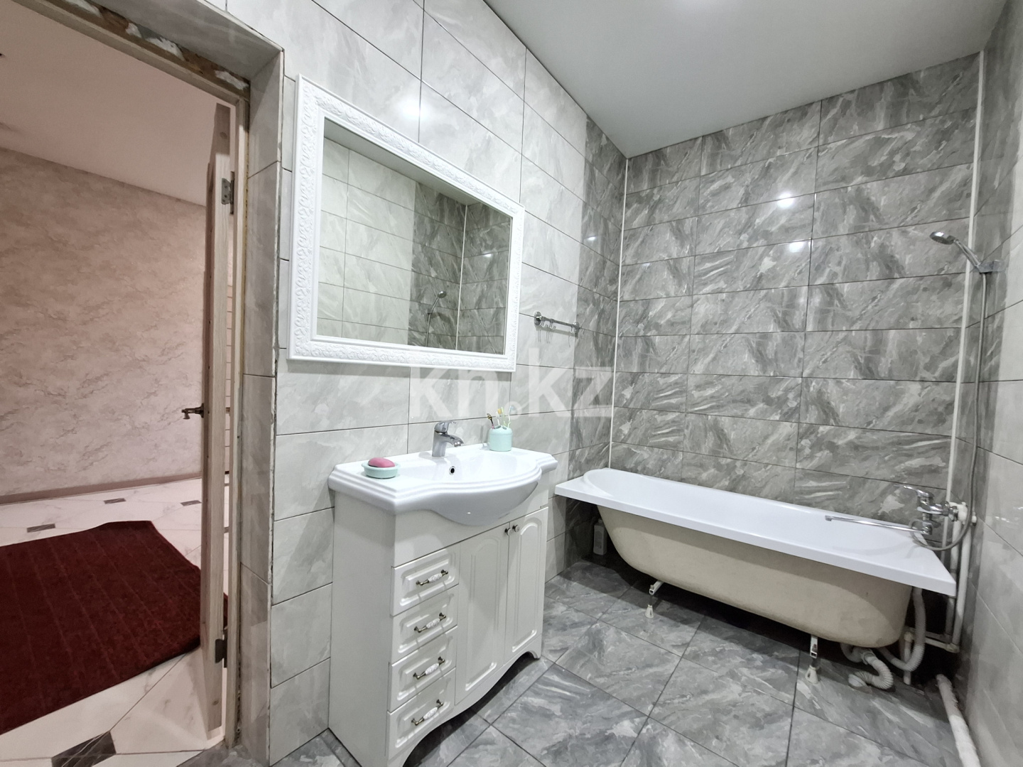 Продажа 5-комнатного дома, 225 м², пер. Аксайский - Продажа домов и коттеджей в Караганде фото 16 из 17