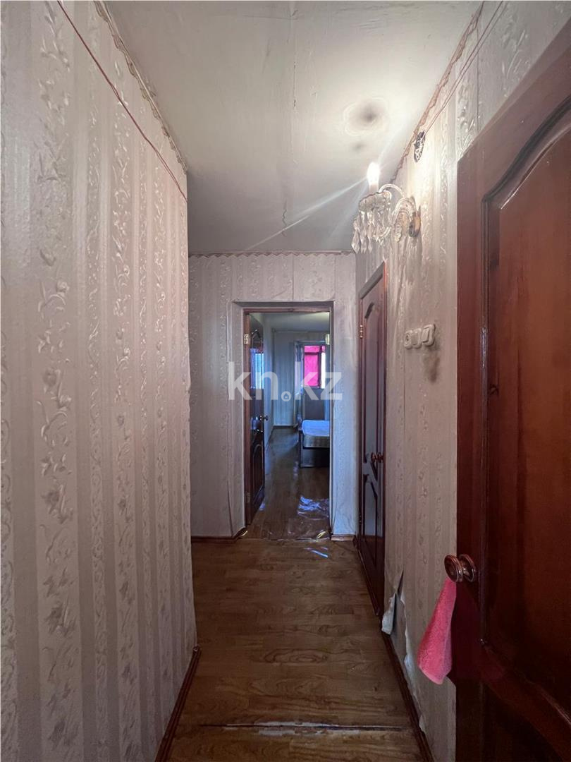 Продажа 3-комнатной квартиры, 62 м², ул. Гапеева, дом  1 - Продажа  трехкомнатных квартир в Караганде фото 10 из 15