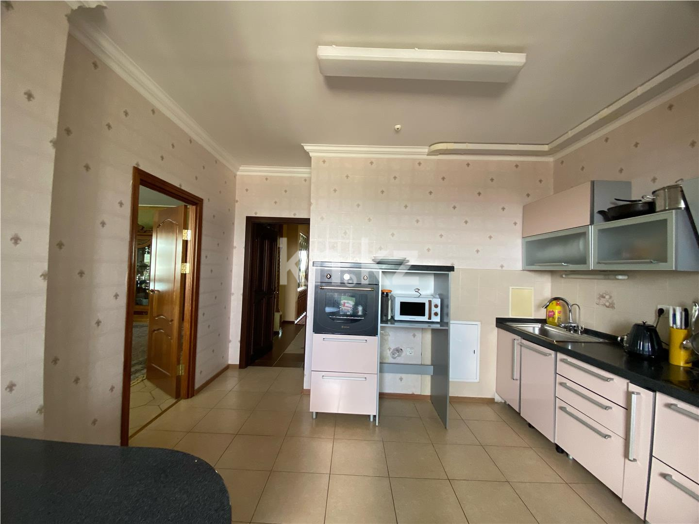 Продажа 6-комнатной квартиры, 340.4 м², пр. Кабанбай батыра - Продажа  пятикомнатных квартир в новостройках Астаны фото 11 из 42