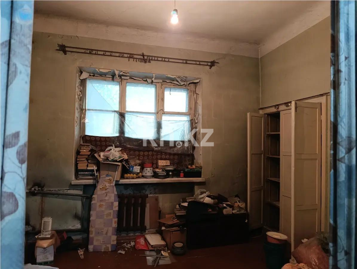 Продажа 3-комнатной квартиры, 74 м², ул. Абая, дом  3 - Продажа квартир в Караганде с фото фото 1 из 6