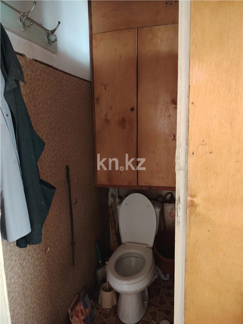 Продажа 4-комнатной квартиры, 61 м², мкр-н 21 - Продажа квартир в Караганде фото 16 из 18