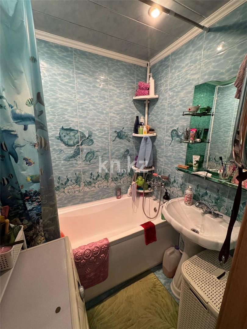 Продажа 3-комнатной квартиры, 58 м², ул. Крылова - Продажа  трехкомнатных квартир в Караганде фото 7 из 12