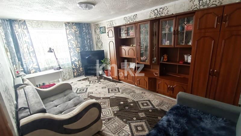 Продажа 2-комнатной квартиры, 54 м², ул. Карла Маркса - Продажа  двухкомнатных квартир в Шахтинске фото 1 из 7