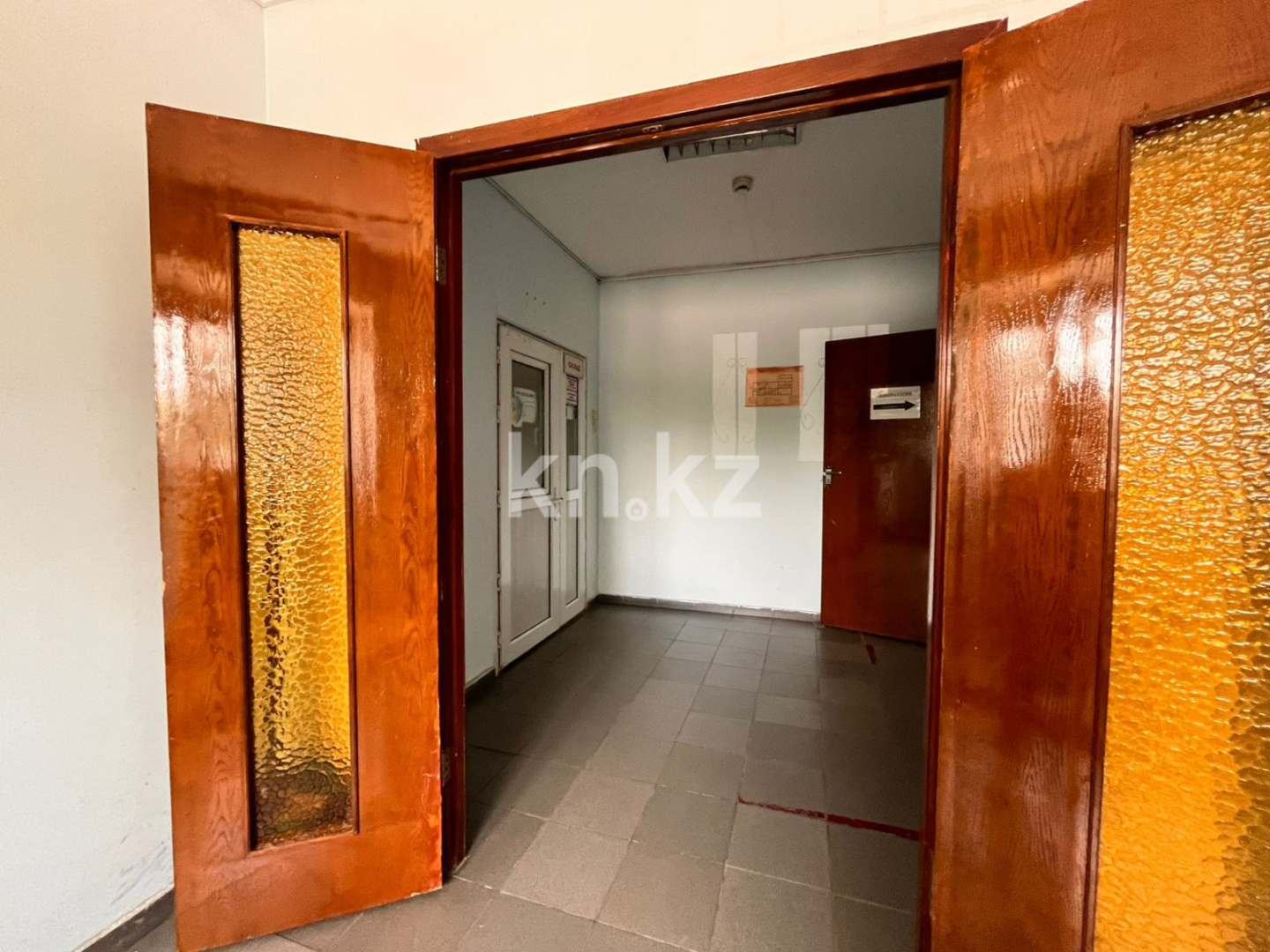 Продажа , 689.5 м², ул. Ермекова, дом  120/2 - Продажа зданий в Караганде фото 5 из 11