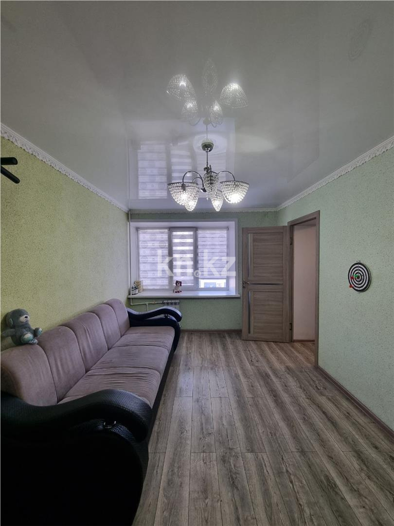 Продажа 4-комнатной квартиры, 90 м², ул. Дюсембекова, дом  4 - Продажа  четырехкомнатных квартир в Караганде фото 3 из 19