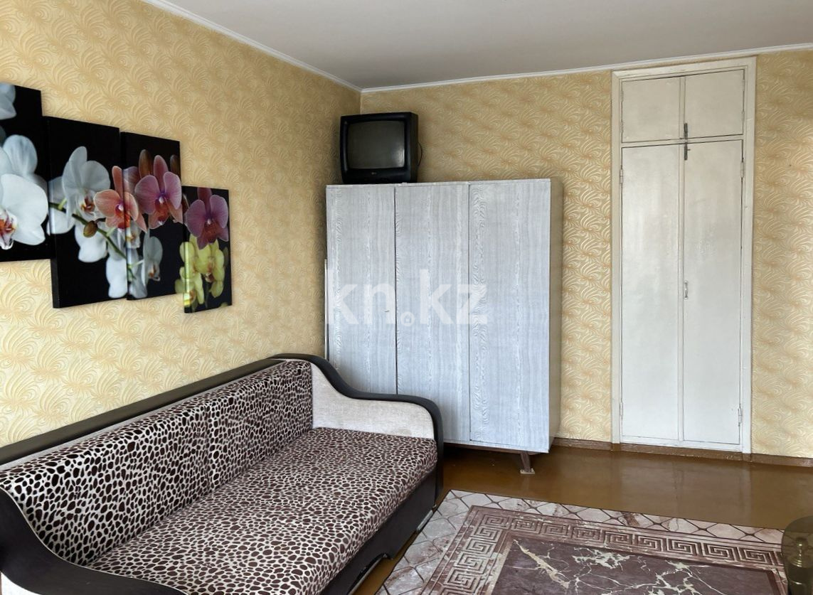 Продажа 1-комнатной квартиры, 31 м², пр. Назарбаева, дом  63/1 - Продажа квартир в Усть-Каменогорске фото 7 из 19